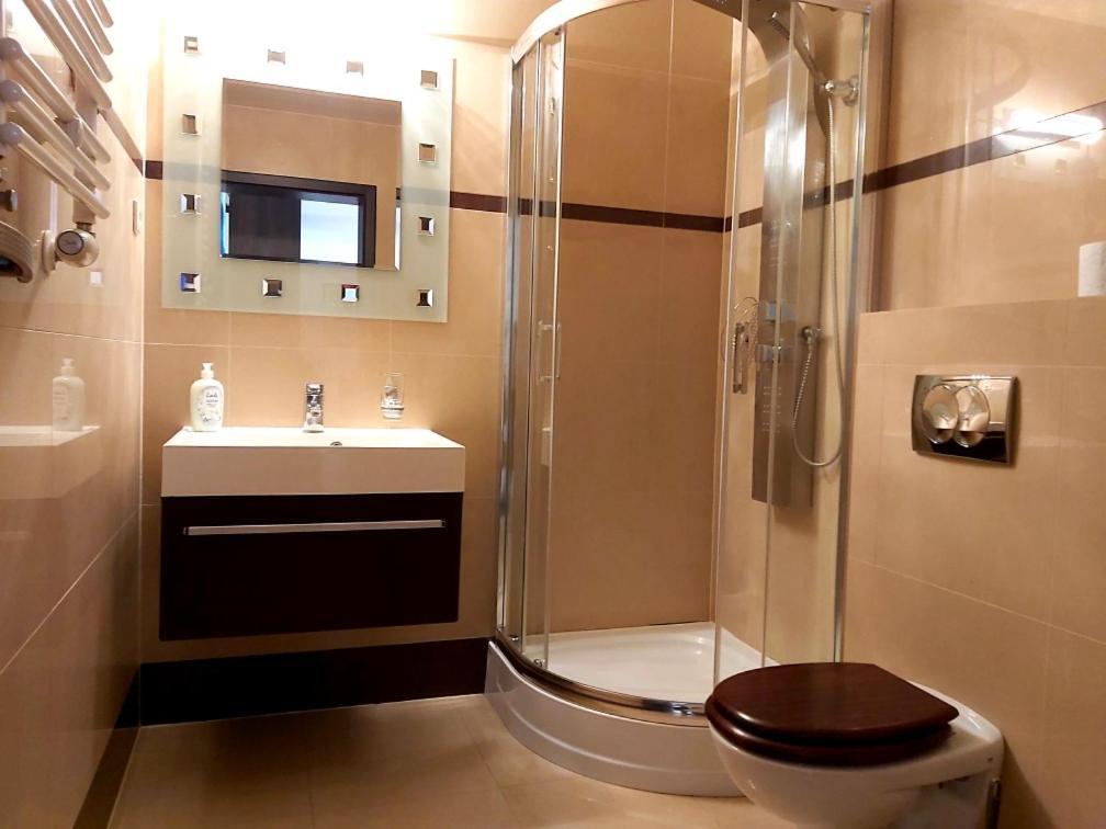 Apartament Zaglowce โควอบเซก ภายนอก รูปภาพ